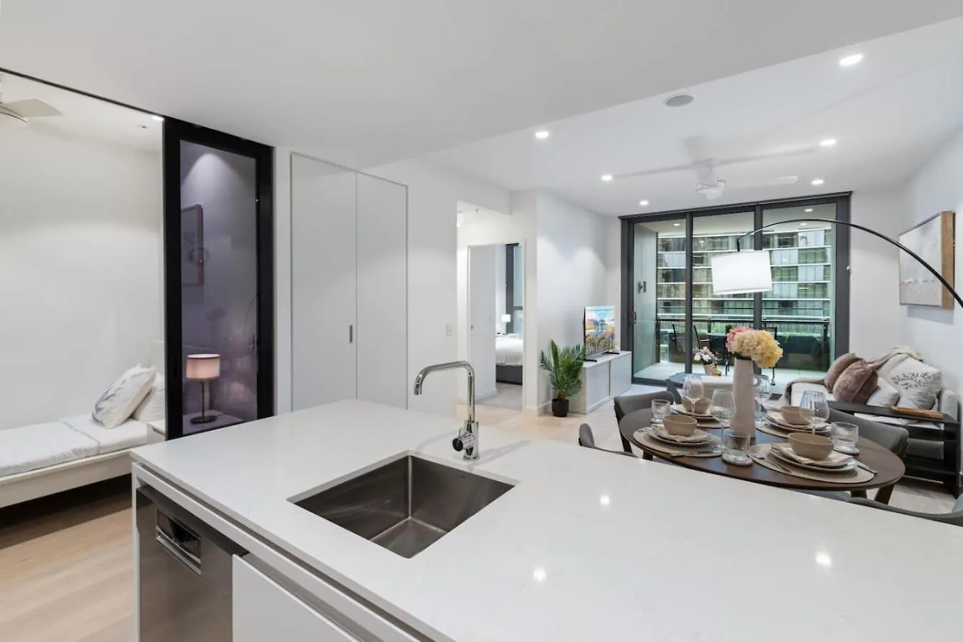 Designer 2 Bed In Queens Wharf Riverfront Cbd Gem Brisbane 0*,  Australia